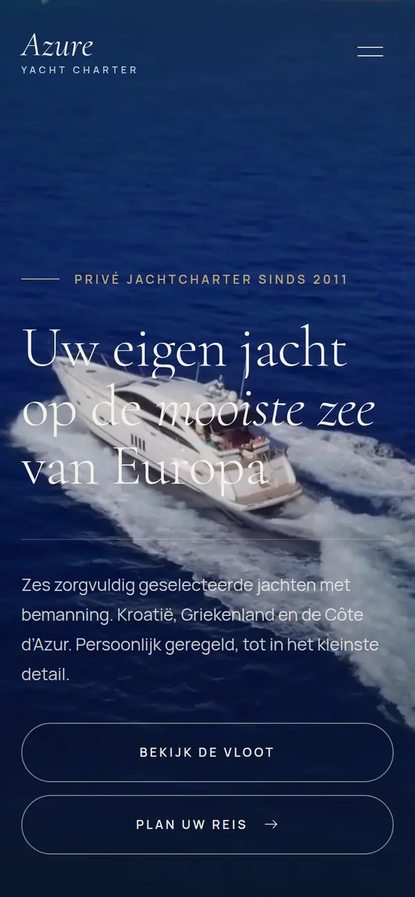Home van Azure Yacht Charter op een telefoon