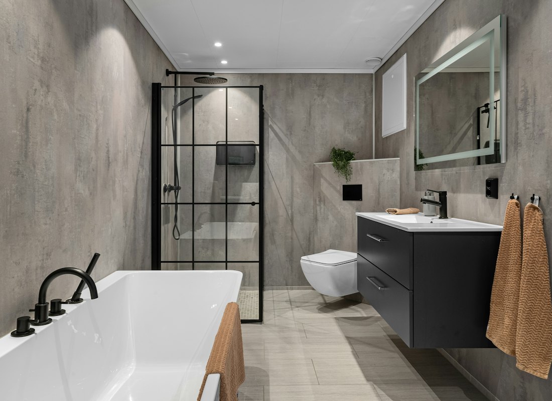 Moderne badkamer in jaren-30 woning